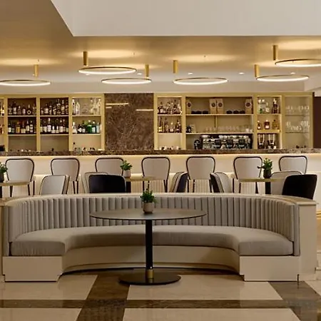 Hotel Grand Palace 5*
