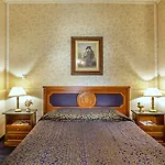 Hotel Grand Palace