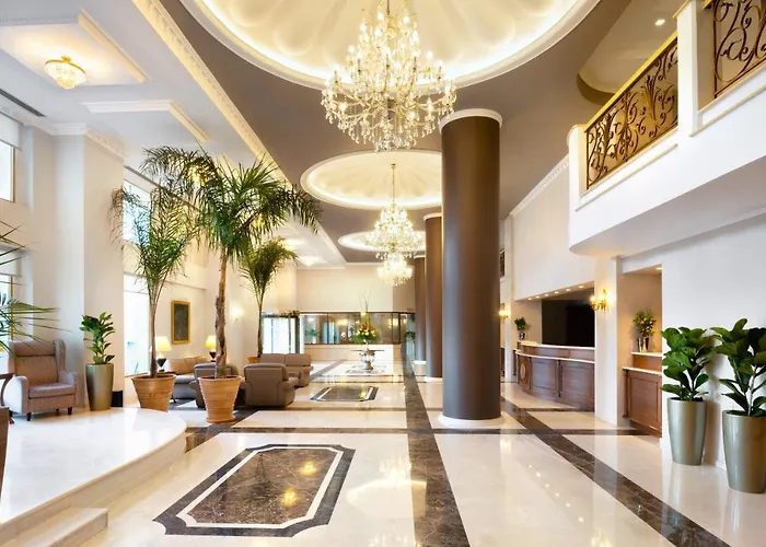 Grand Palace Hotel