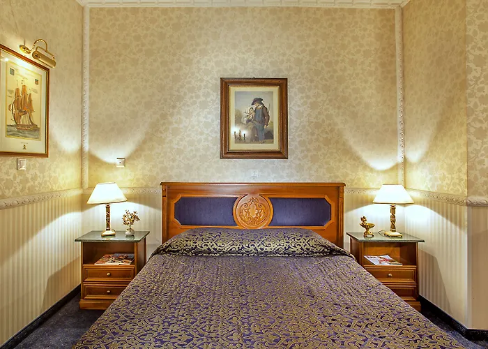 Hotel Grand Palace
