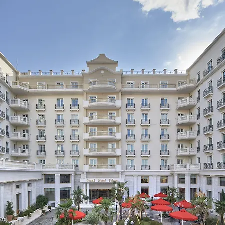 Hotel Grand Palace